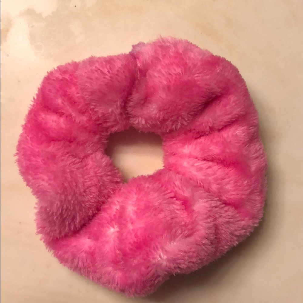 Random Scrunchie Pack! - Picture 2 of 2